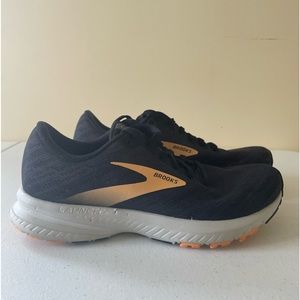Brooks Launch 7 Women’s Running Shoe - Graphite and Cantaloupe - Size 7.5